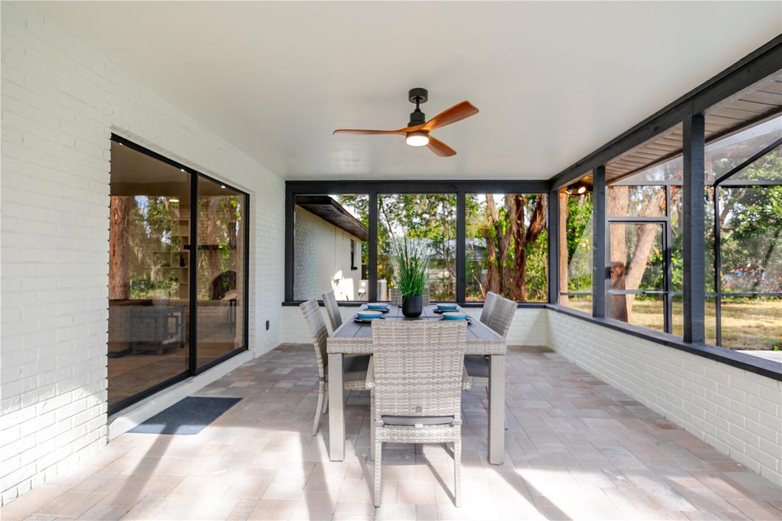 Image 43 of 63 For 2506 College Hill Drive