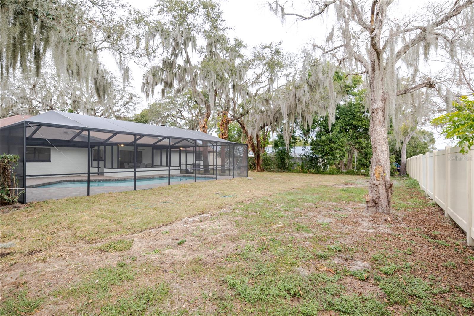 Image 53 of 63 For 2506 College Hill Drive