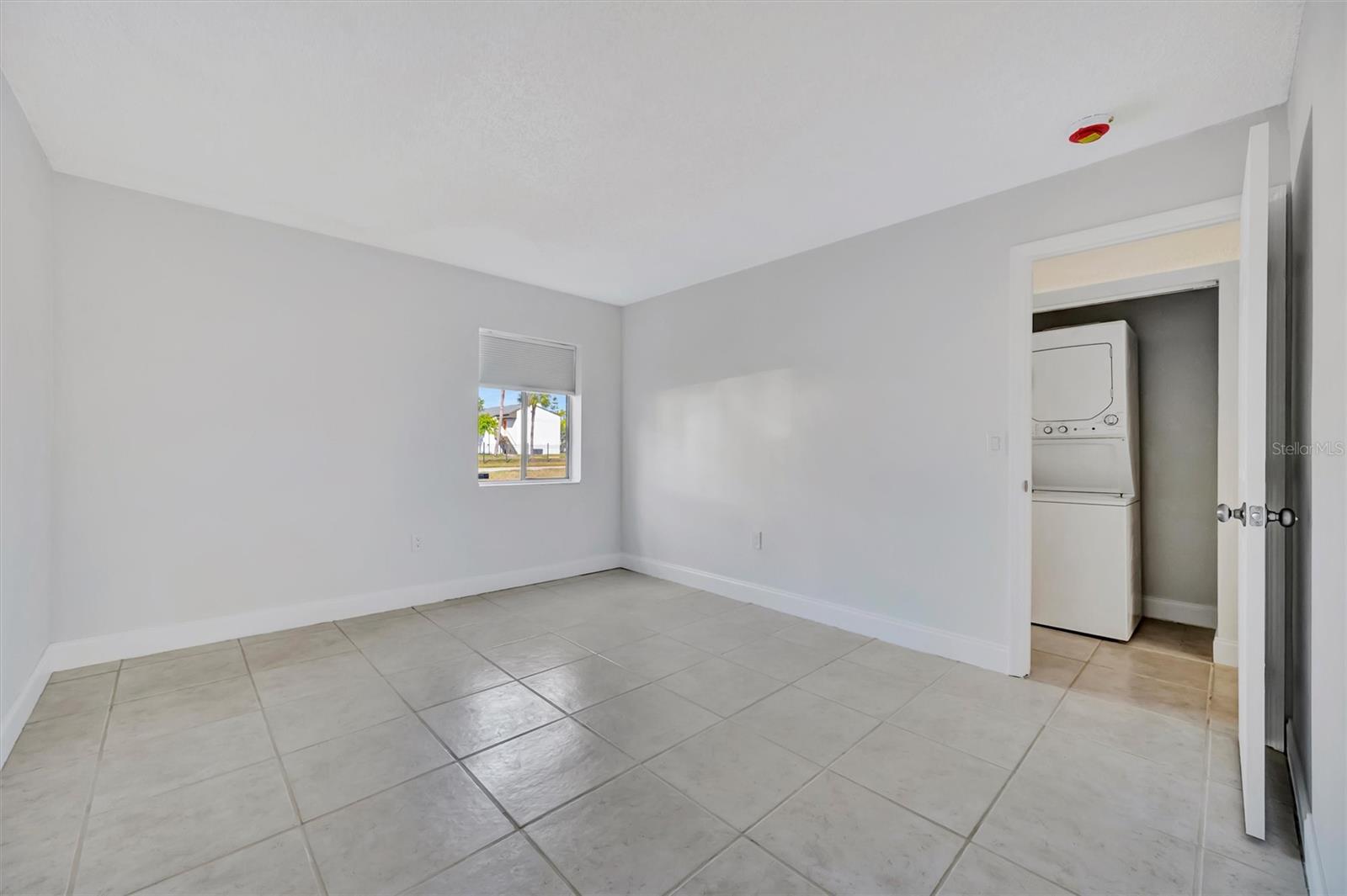 Image 25 of 36 For 776 116th Avenue N 1105