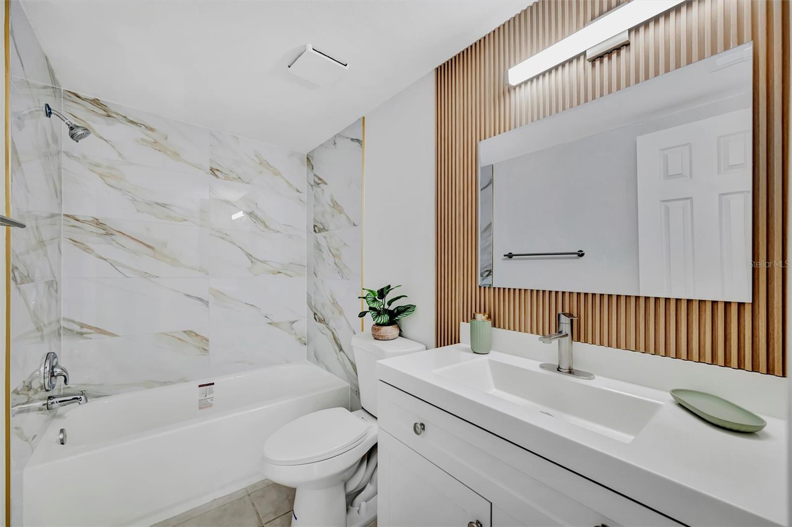 Image 29 of 36 For 776 116th Avenue N 1105