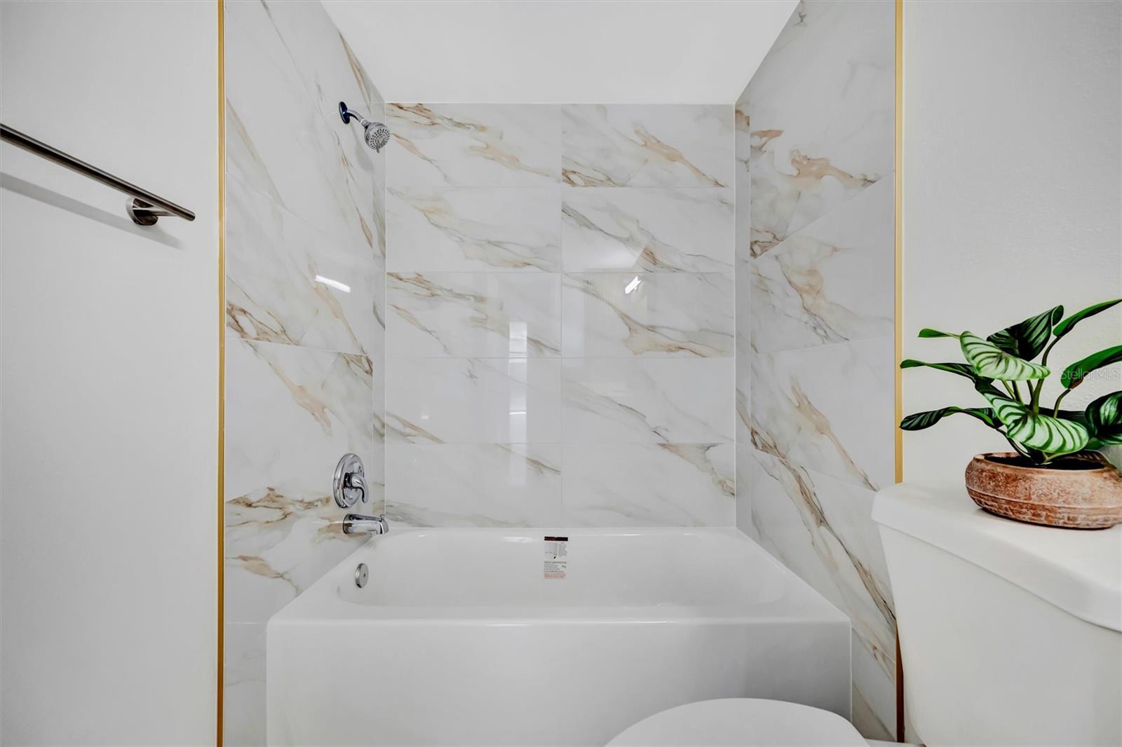 Image 31 of 36 For 776 116th Avenue N 1105