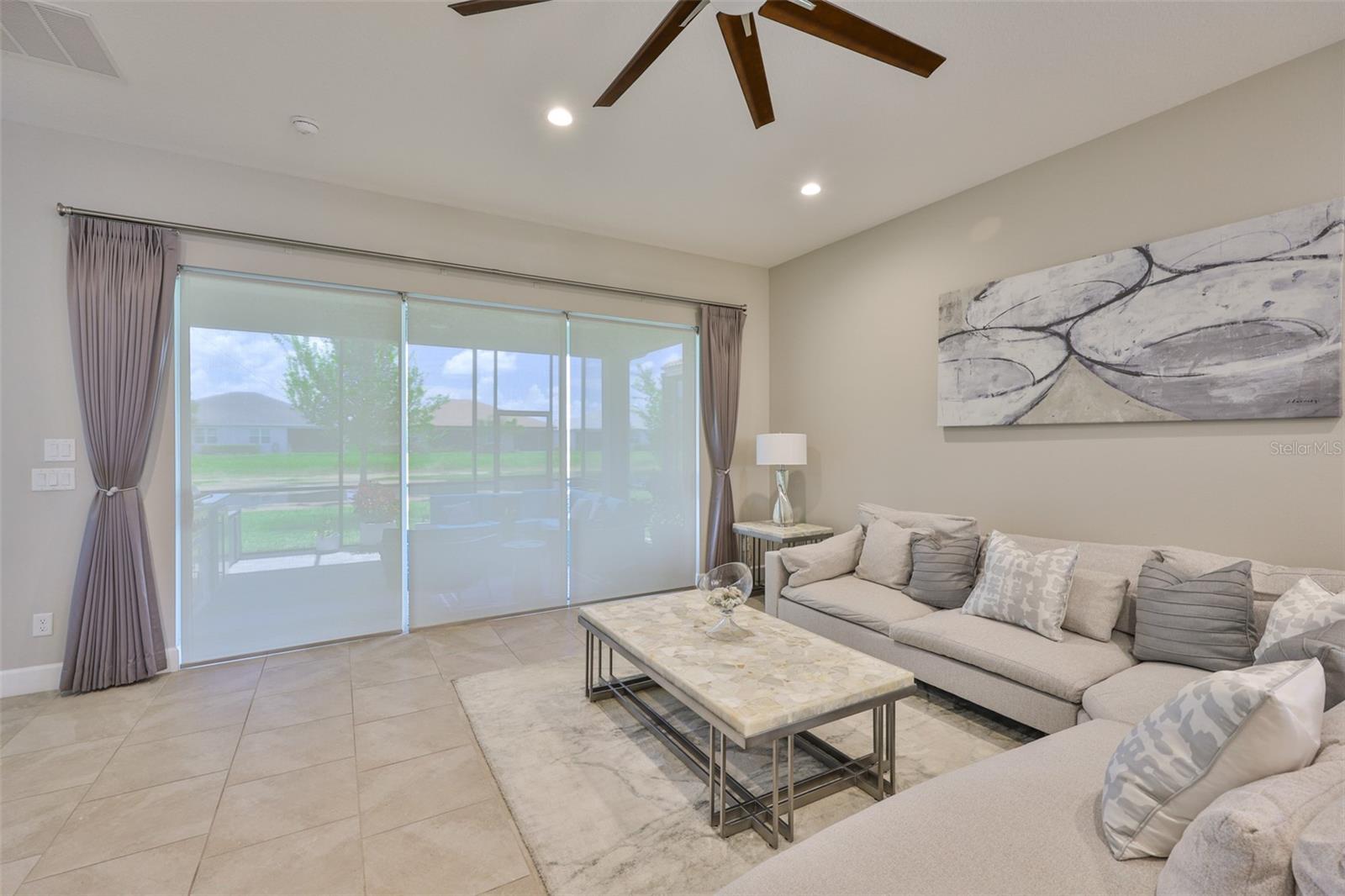 Listing photo id 8 for 4836 Sevilla Shores Drive