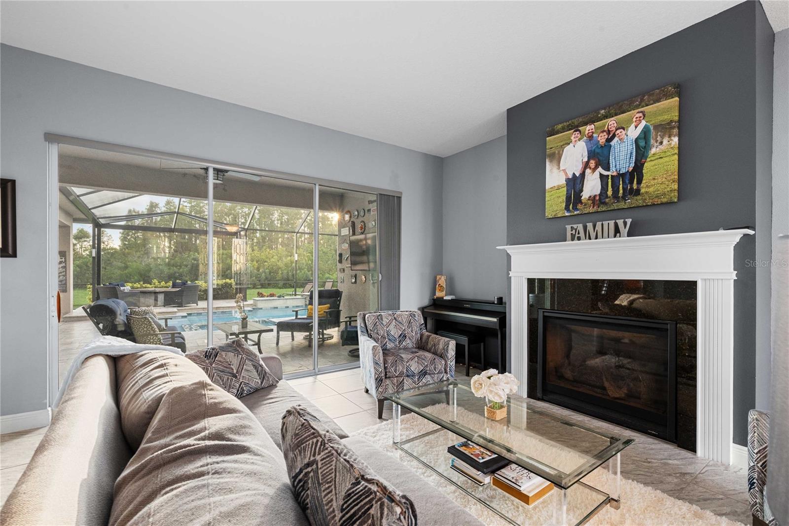 Image 10 of 76 For 2611 Coco Palm Circle