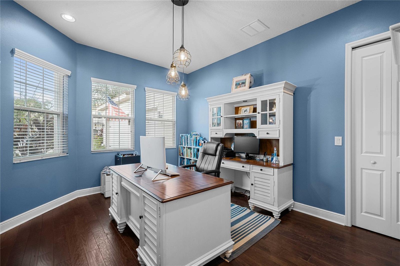 Image 13 of 76 For 2611 Coco Palm Circle