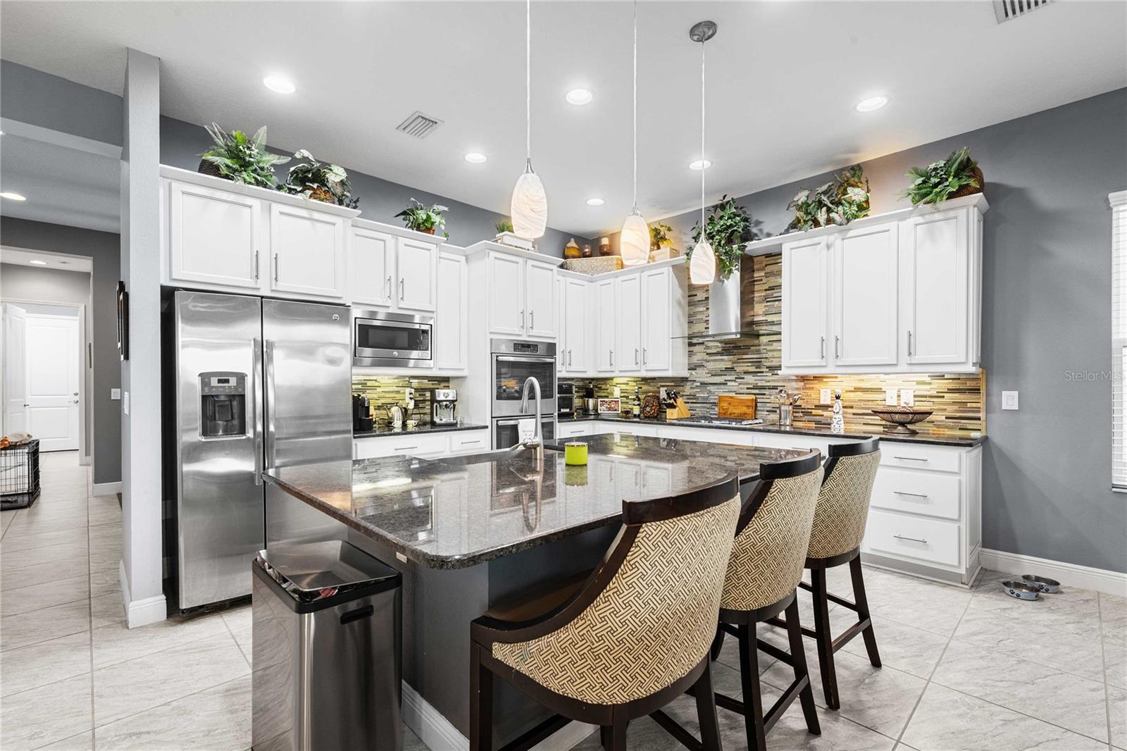 Image 30 of 76 For 2611 Coco Palm Circle