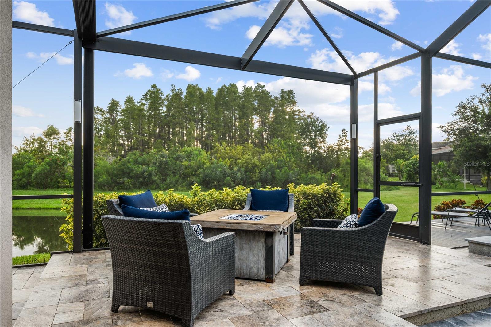 Image 68 of 76 For 2611 Coco Palm Circle