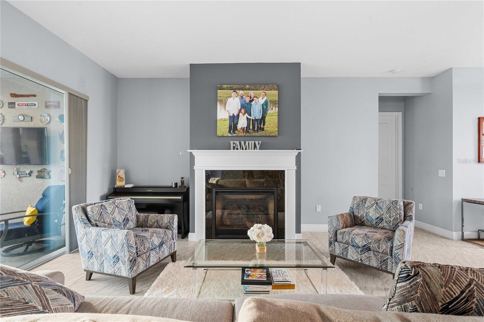 Image 9 of 76 For 2611 Coco Palm Circle