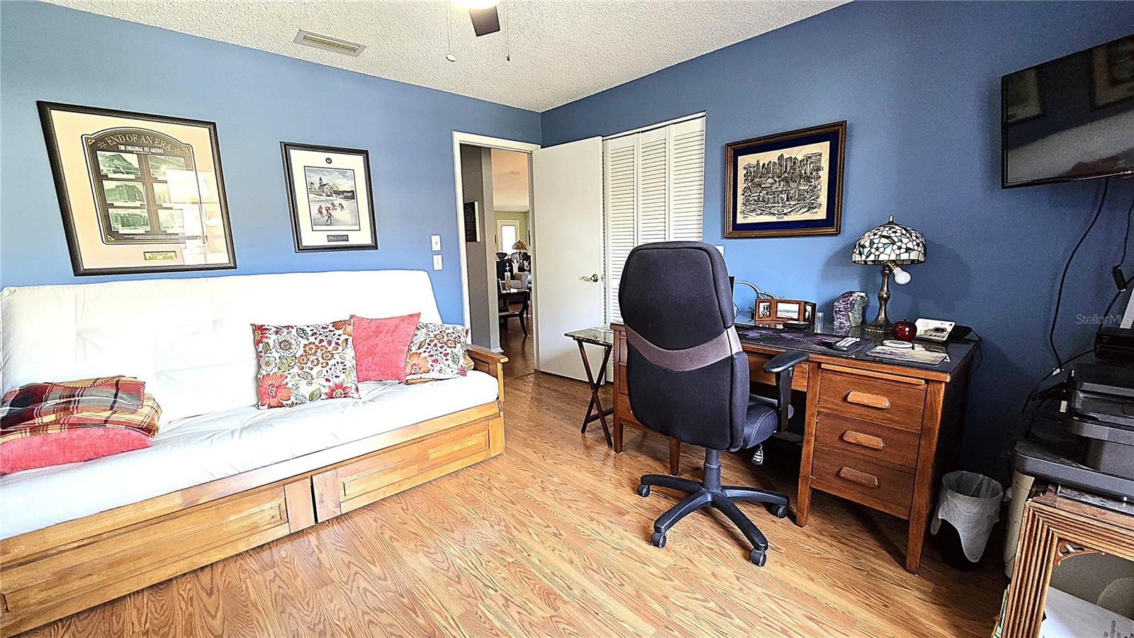 Image 8 of 42 For 6521 Pine Walk Drive