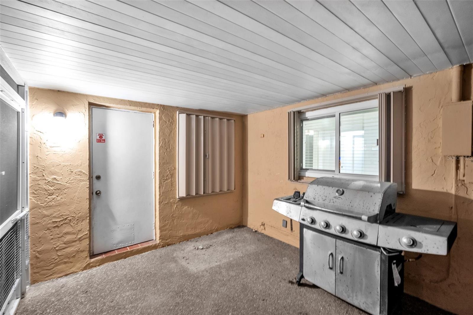 Image 20 of 32 For 7000 95th Terrace