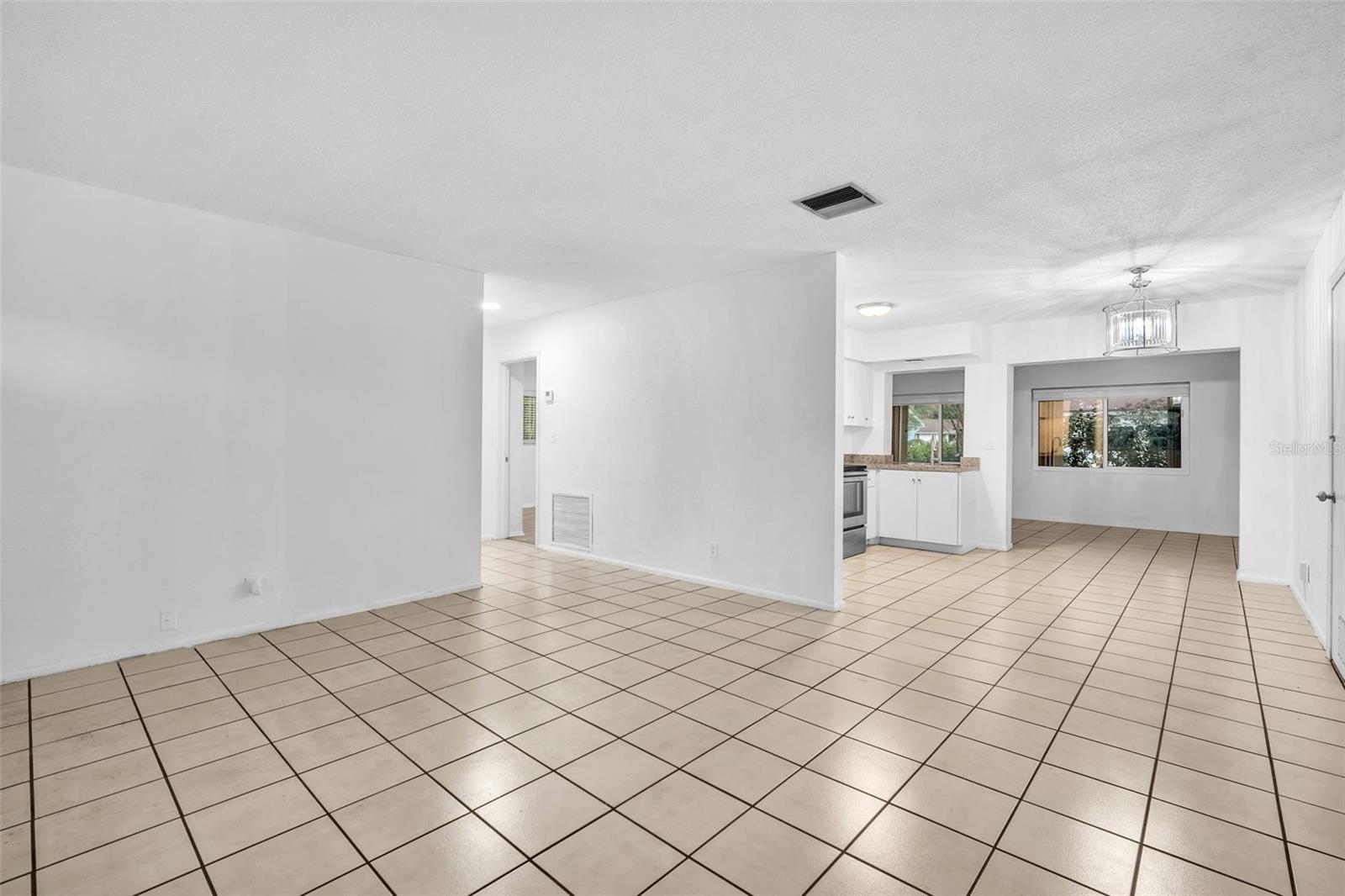 Image 5 of 32 For 7000 95th Terrace