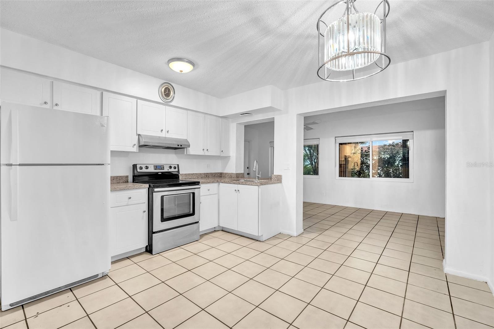 Image 6 of 32 For 7000 95th Terrace