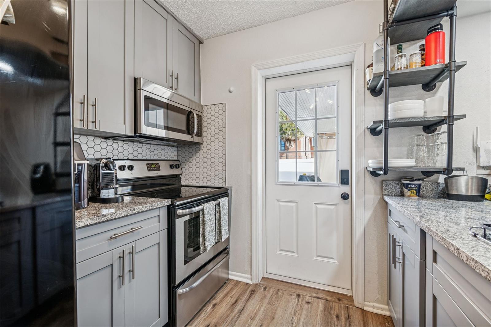 Image 10 of 27 For 2101 Cherry Street