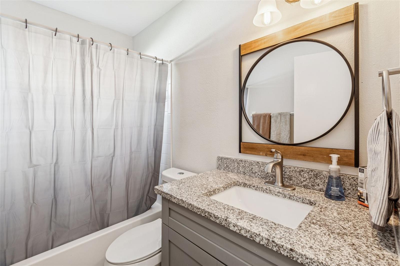 Image 14 of 27 For 2101 Cherry Street