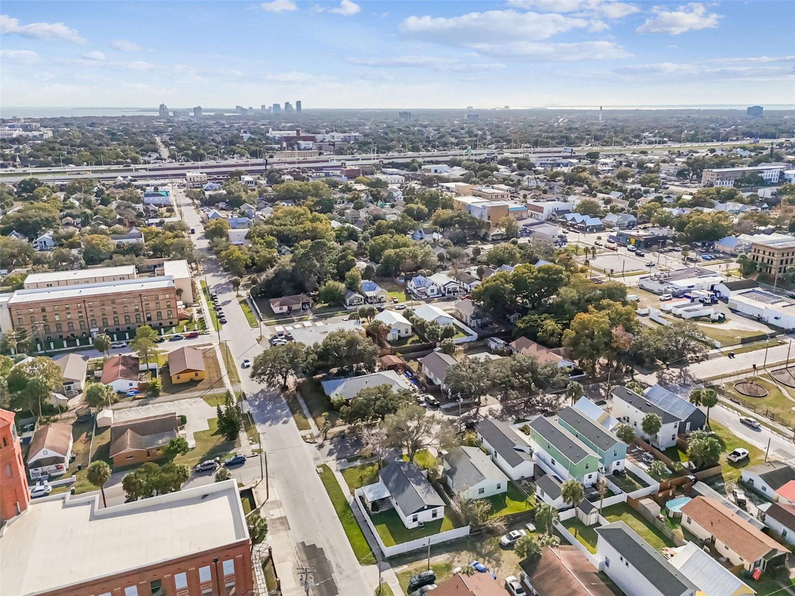 Image 22 of 27 For 2101 Cherry Street