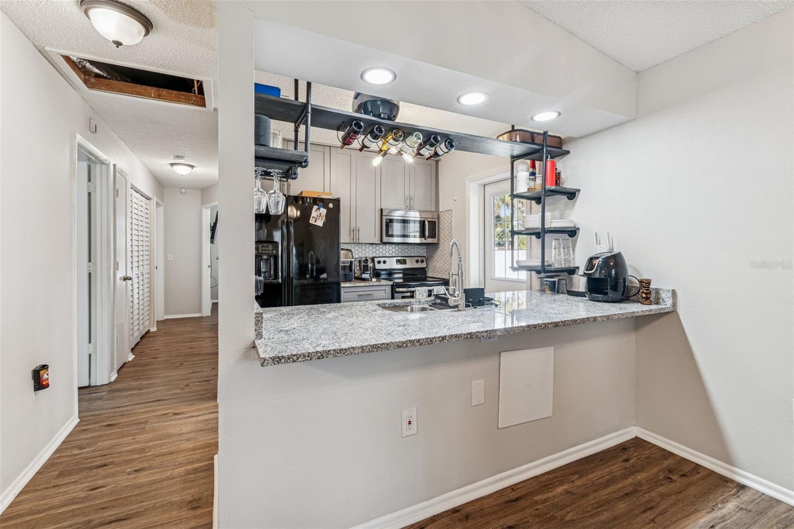 Image 6 of 27 For 2101 Cherry Street