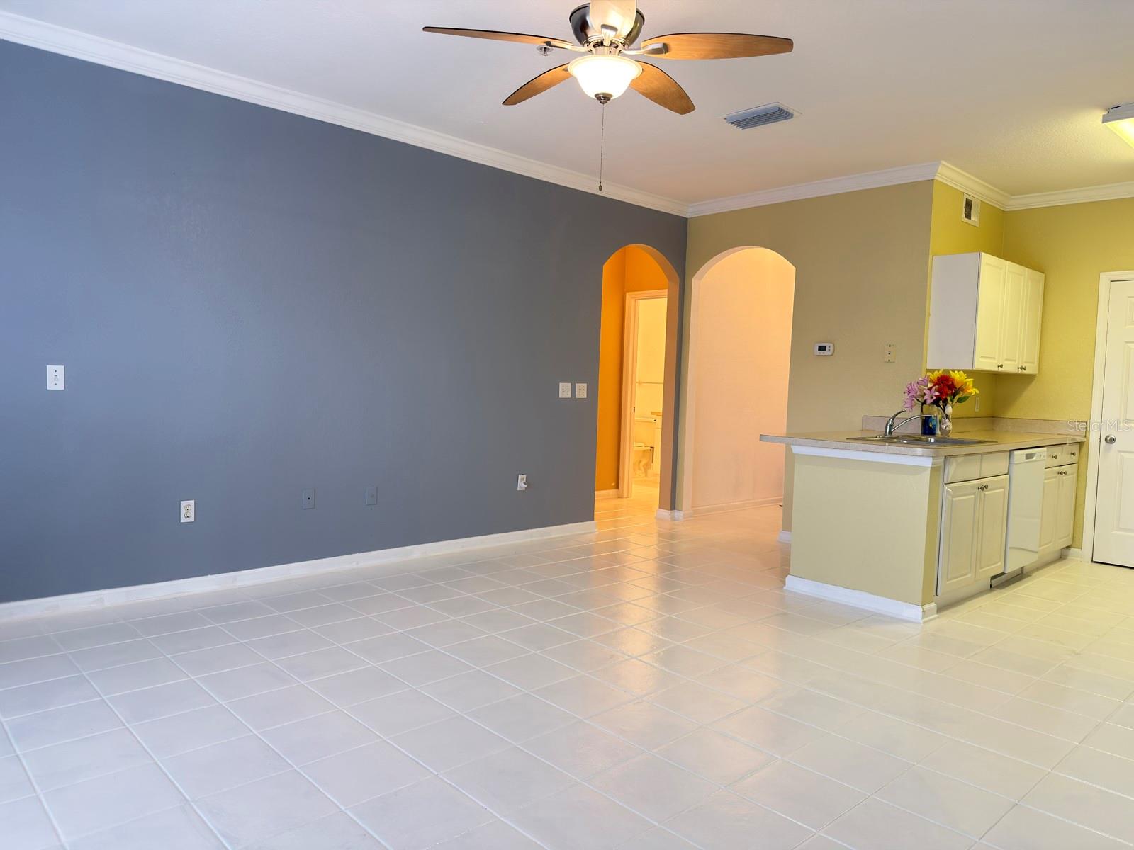 Image 11 of 29 For 1216 Missouri Avenue 120