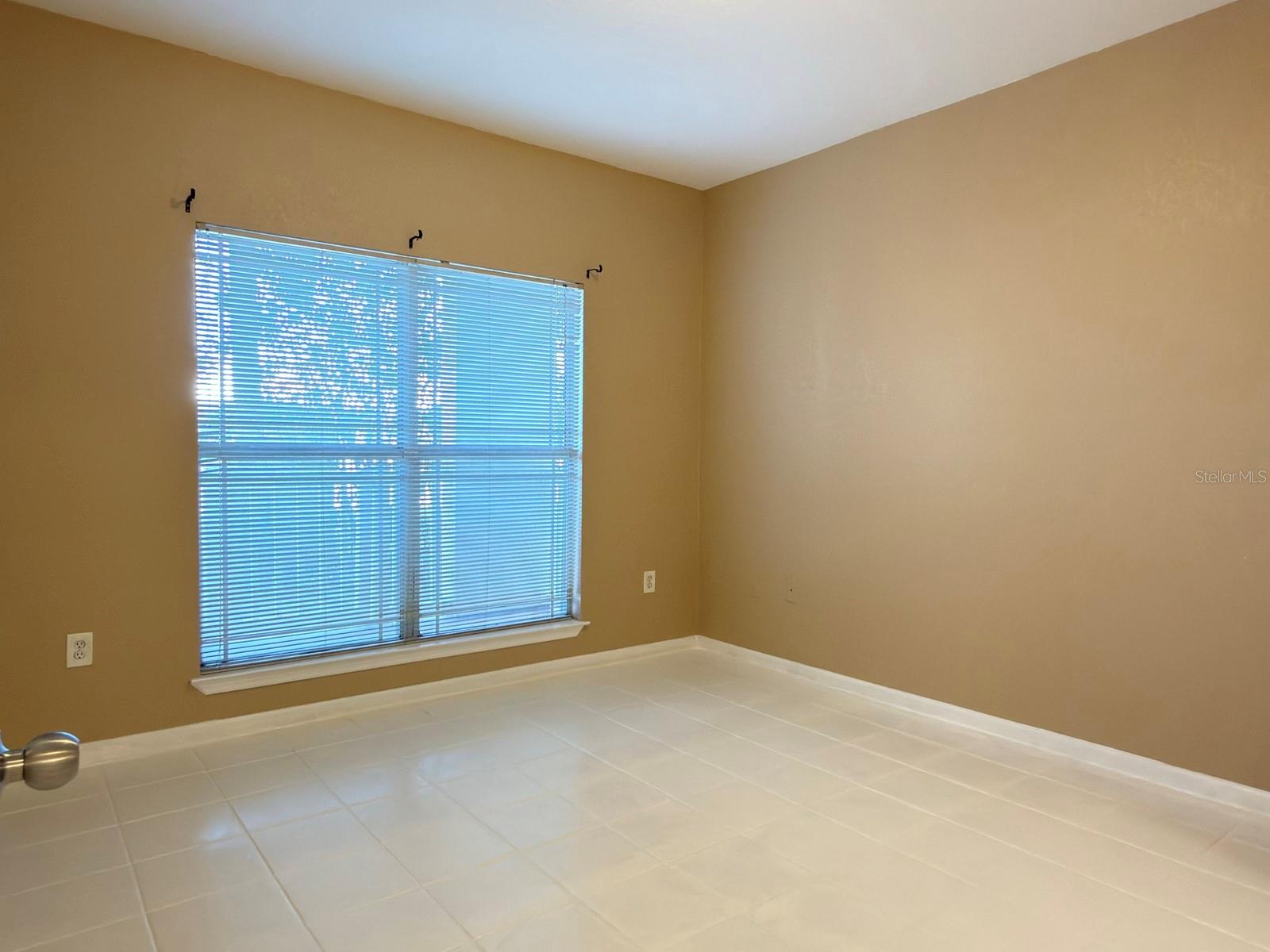 Image 18 of 29 For 1216 Missouri Avenue 120