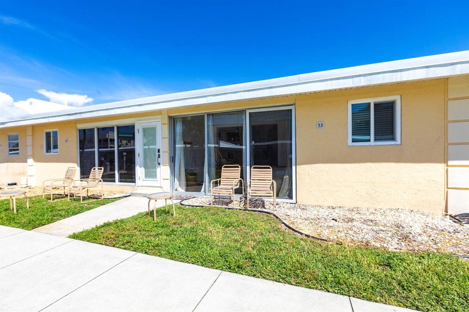 Image 11 of 20 For 6006 Midnight Pass Road 53