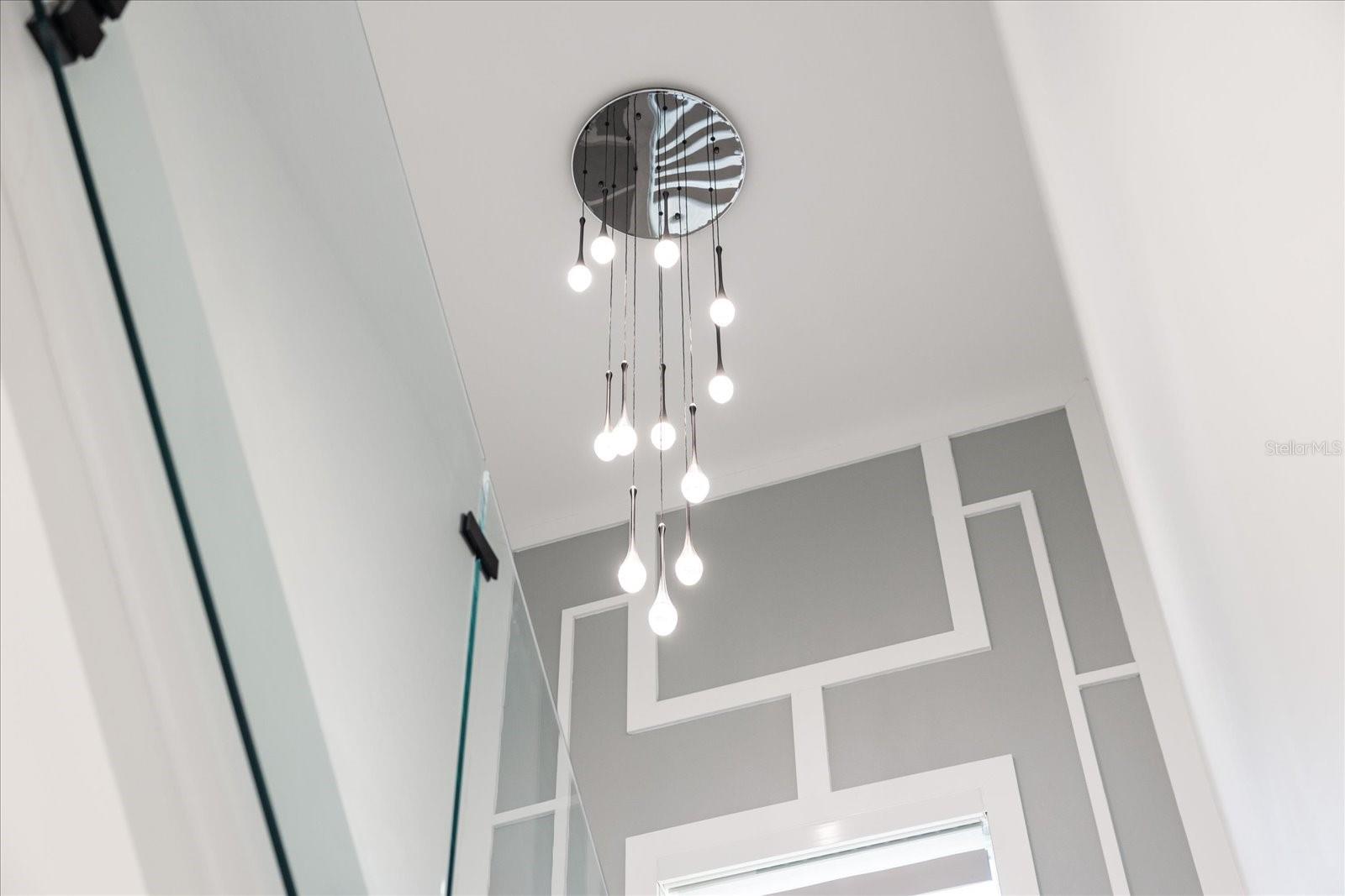 Image 22 of 67 For 902 Sligh Avenue