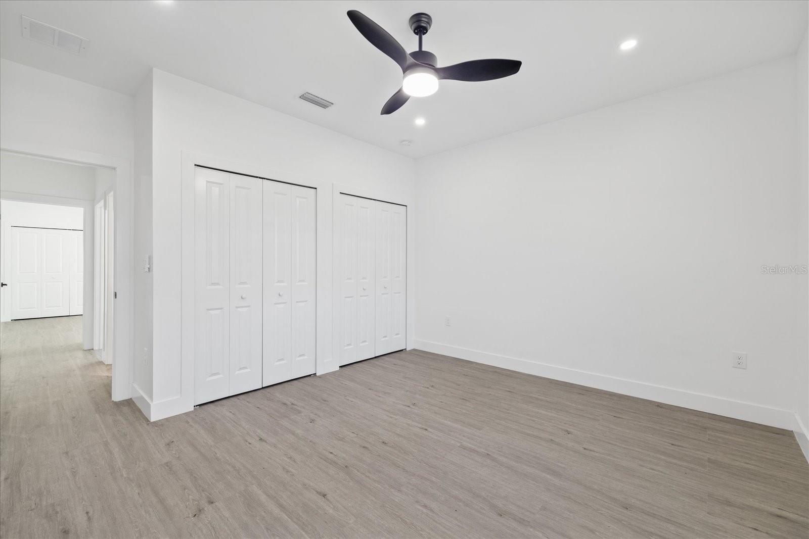 Image 30 of 67 For 902 Sligh Avenue