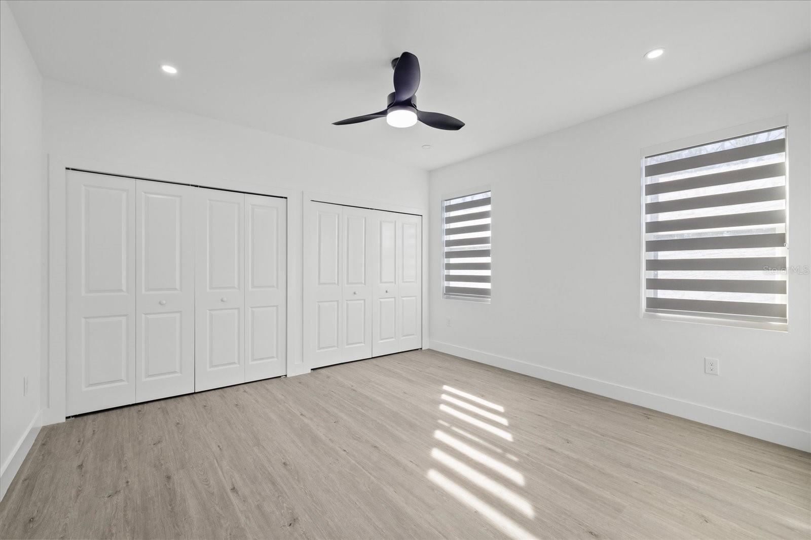 Image 31 of 67 For 902 Sligh Avenue