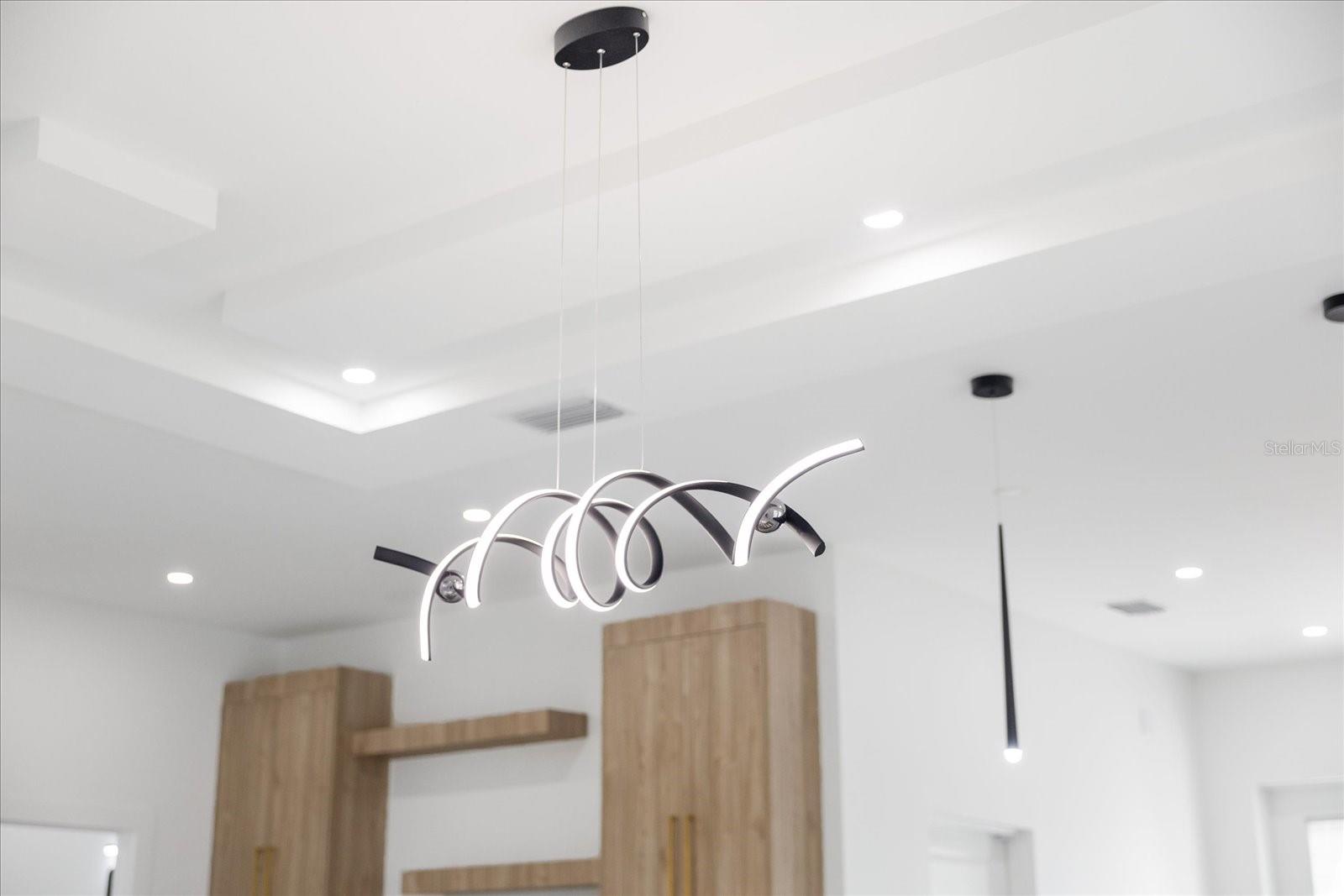 Image 8 of 67 For 902 Sligh Avenue