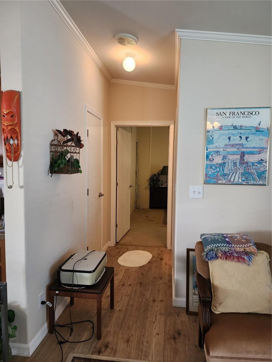 Image 14 of 17 For 918 50th Avenue W