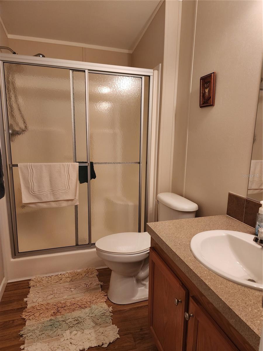 Image 15 of 17 For 918 50th Avenue W