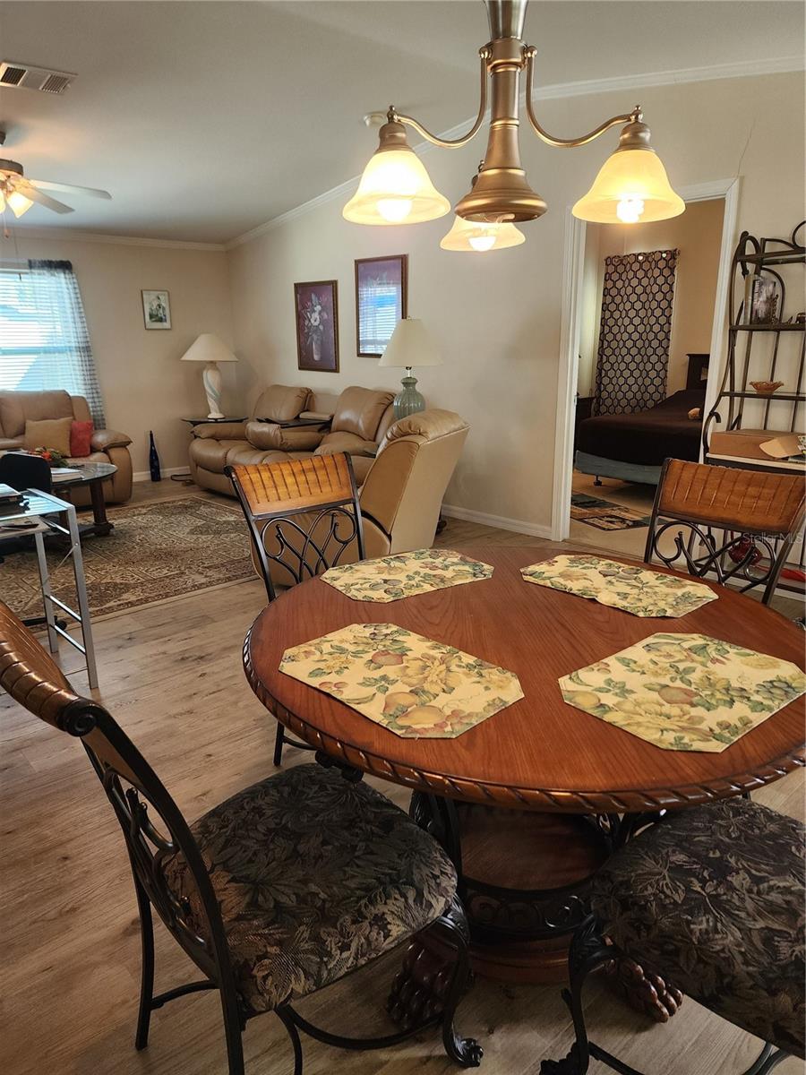 Image 3 of 17 For 918 50th Avenue W