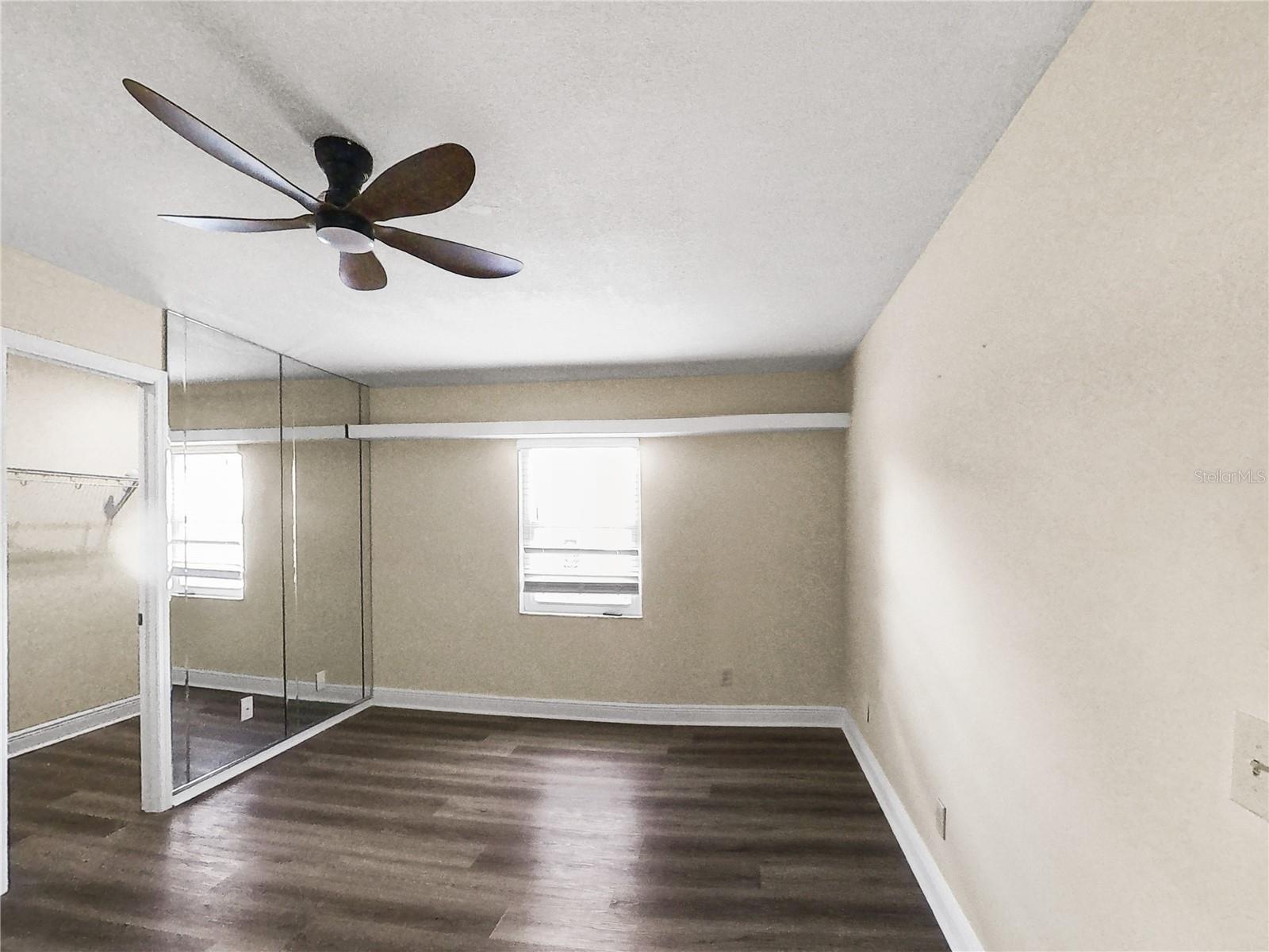 Image 13 of 43 For 8341 Paddlewheel Street