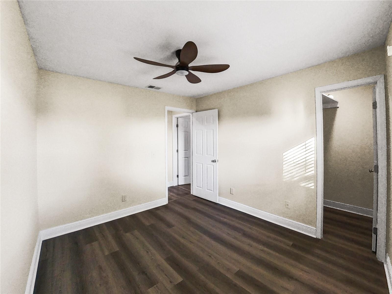 Image 16 of 43 For 8341 Paddlewheel Street