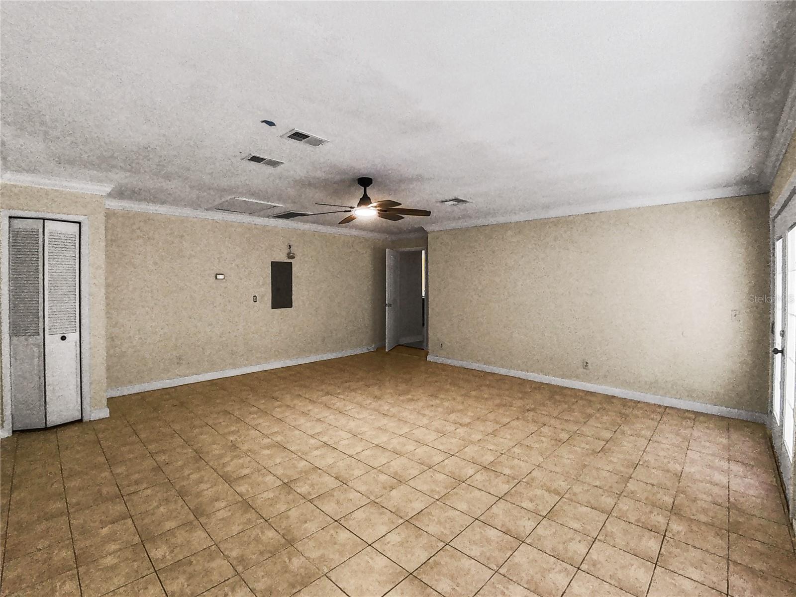 Image 20 of 43 For 8341 Paddlewheel Street