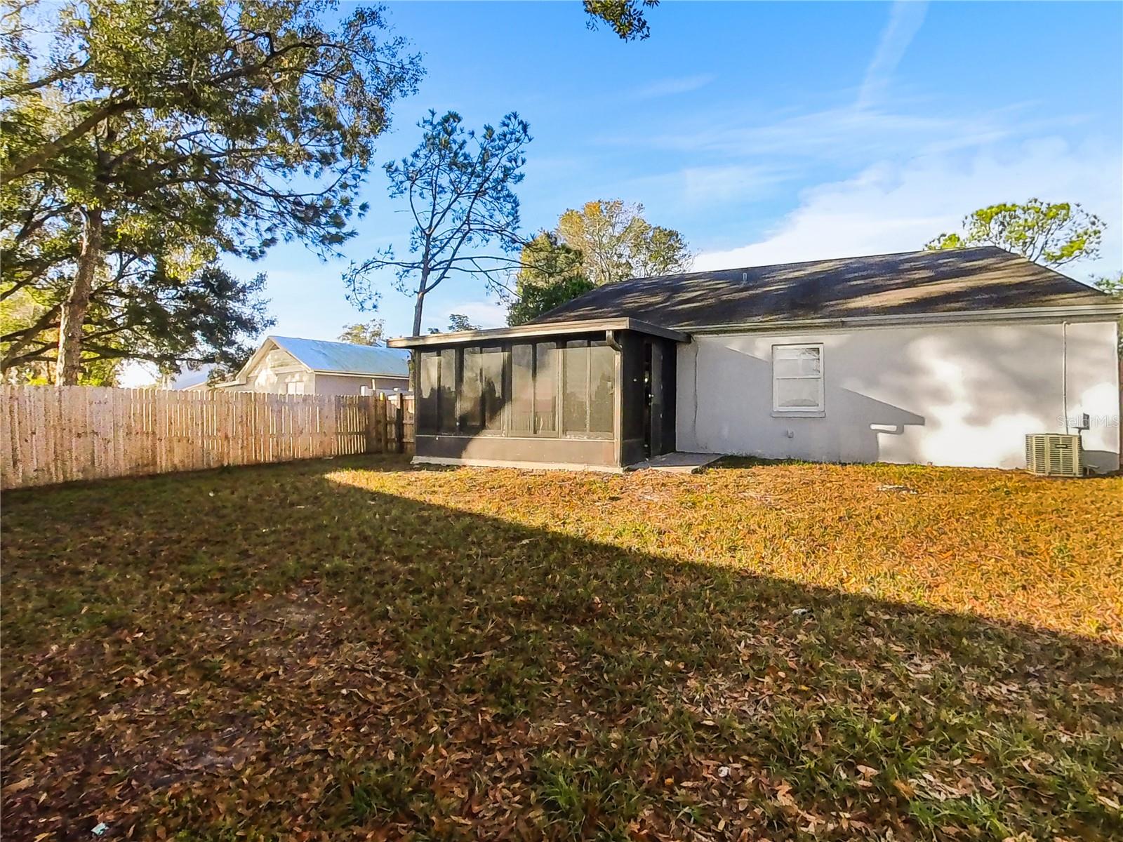 Image 36 of 43 For 8341 Paddlewheel Street