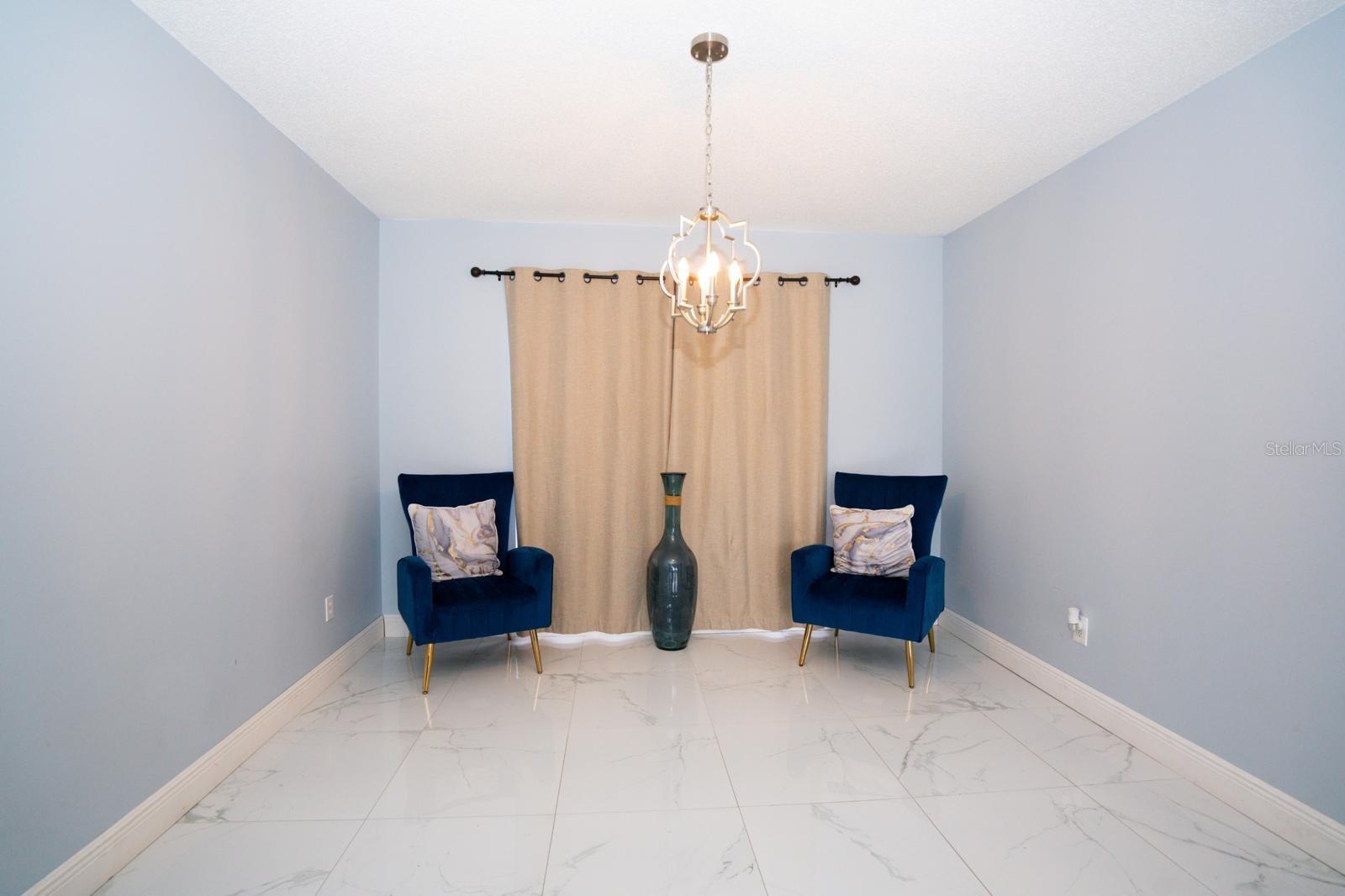 Image 4 of 24 For 7501 Twelve Oaks Boulevard