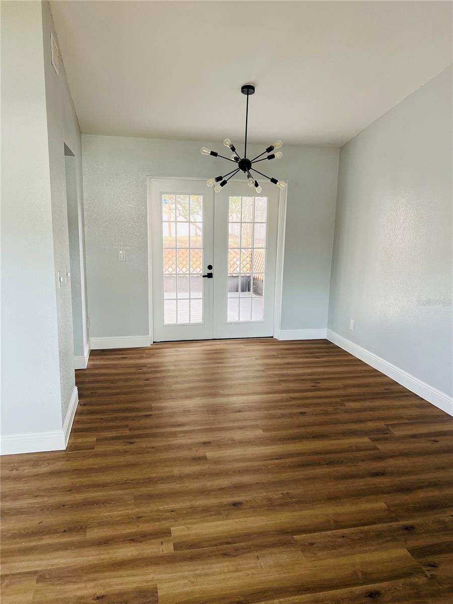 Image 5 of 30 For 12195 71st Way