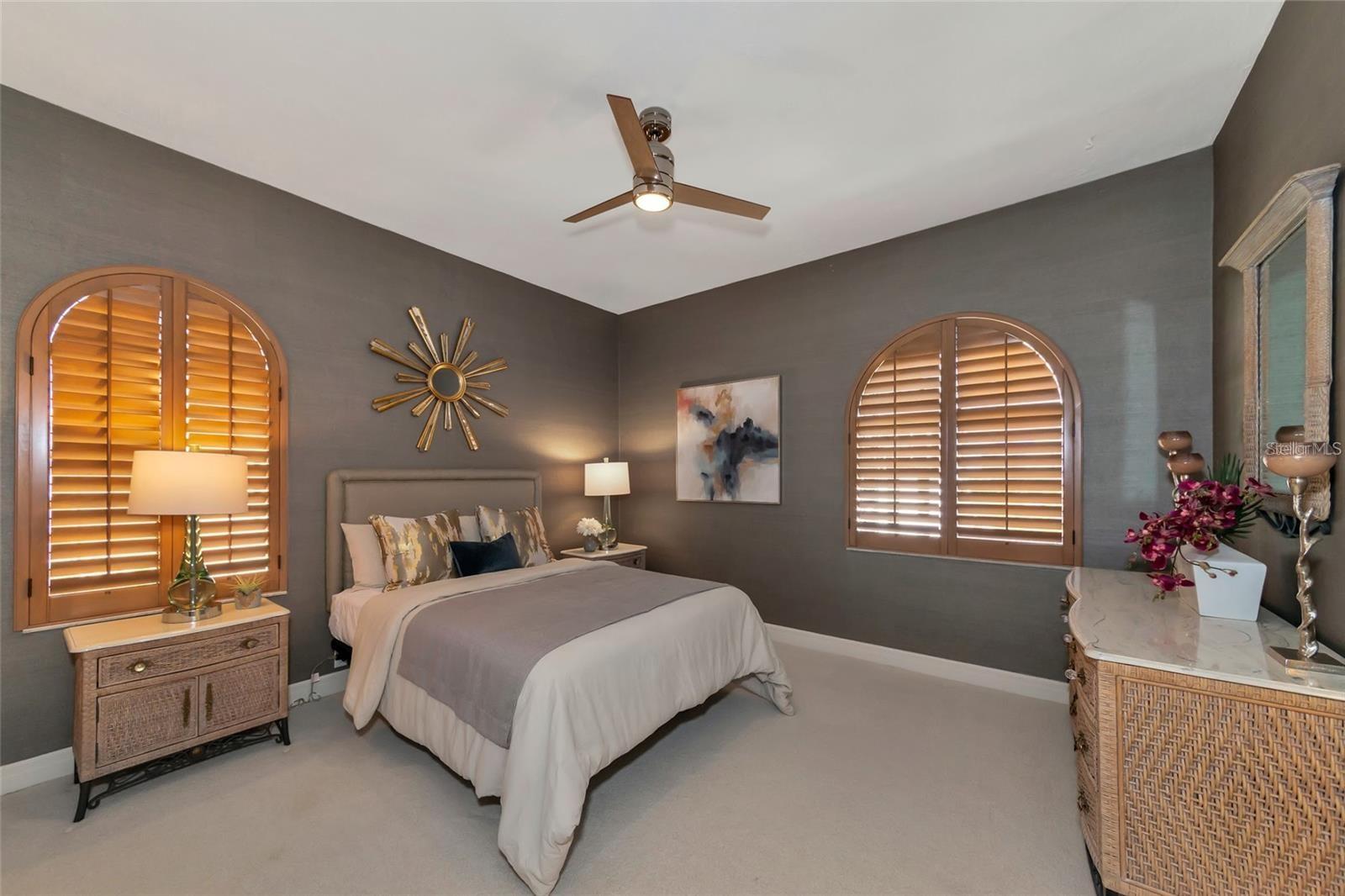 Image 17 of 20 For 378 Golden Gate Point 6