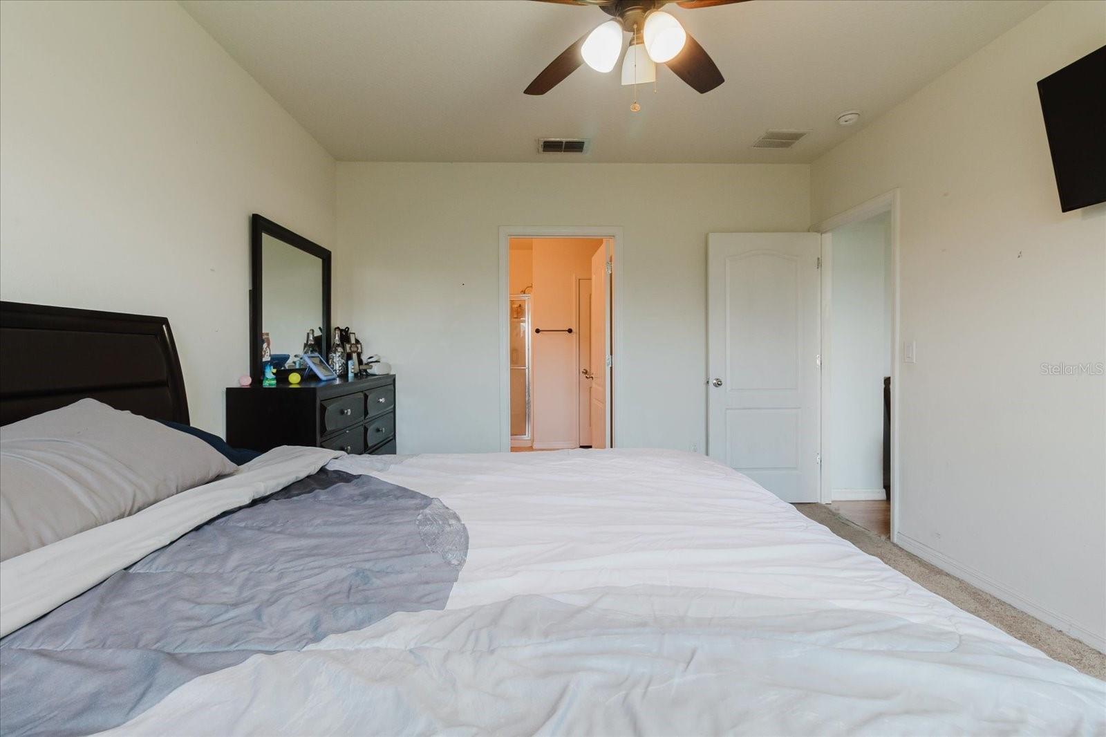 Image 23 of 63 For 525 Squires Grove Drive