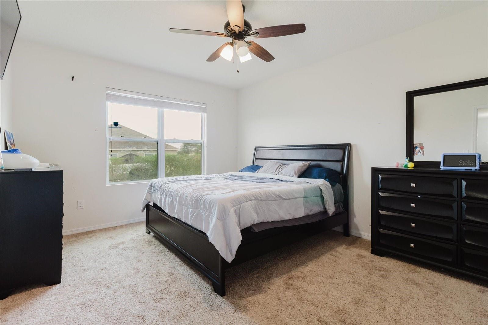 Image 26 of 63 For 525 Squires Grove Drive