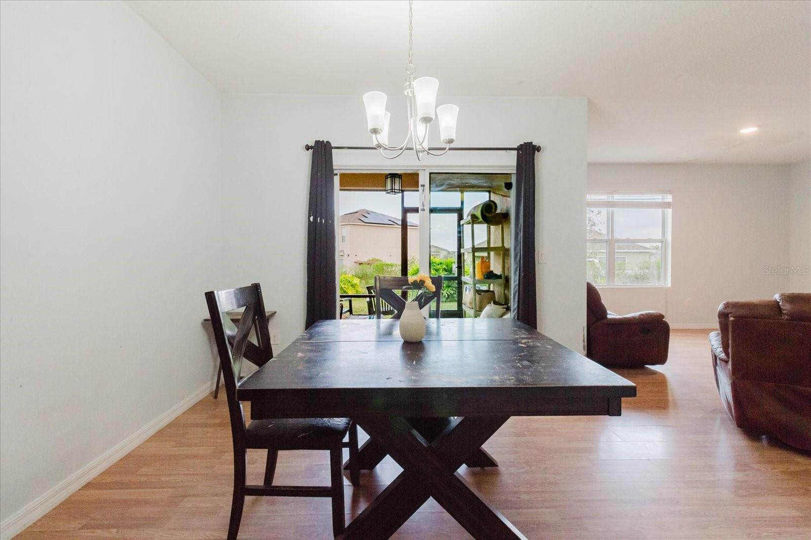 Image 31 of 63 For 525 Squires Grove Drive