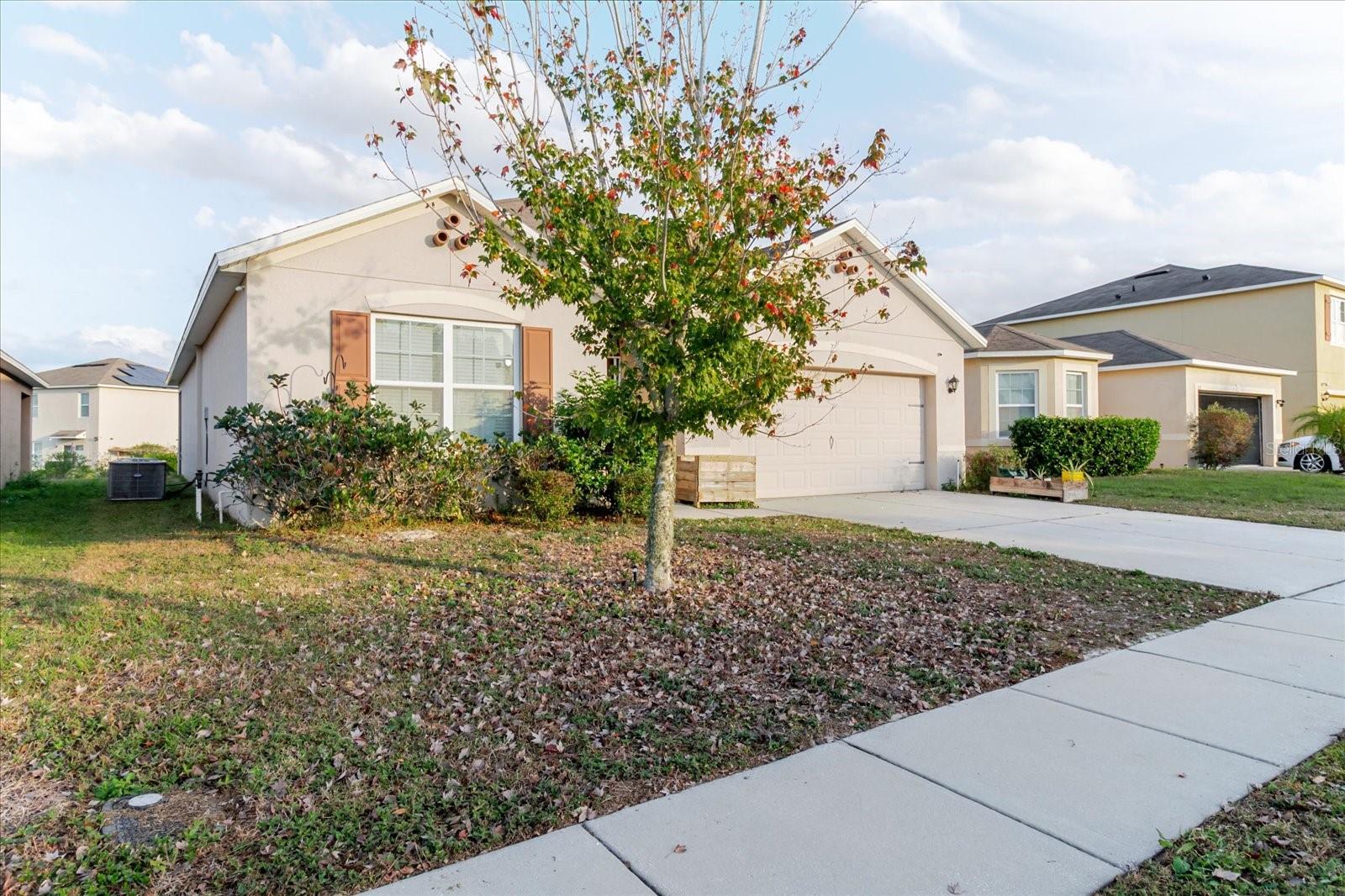 Image 4 of 63 For 525 Squires Grove Drive