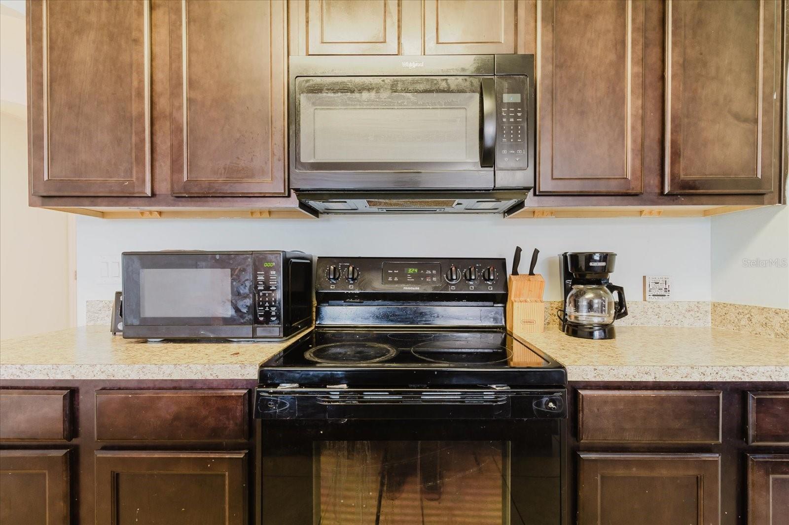 Image 43 of 63 For 525 Squires Grove Drive