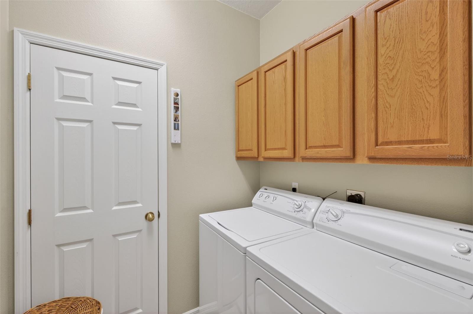 Image 51 of 100 For 1669 Monarch Drive 203