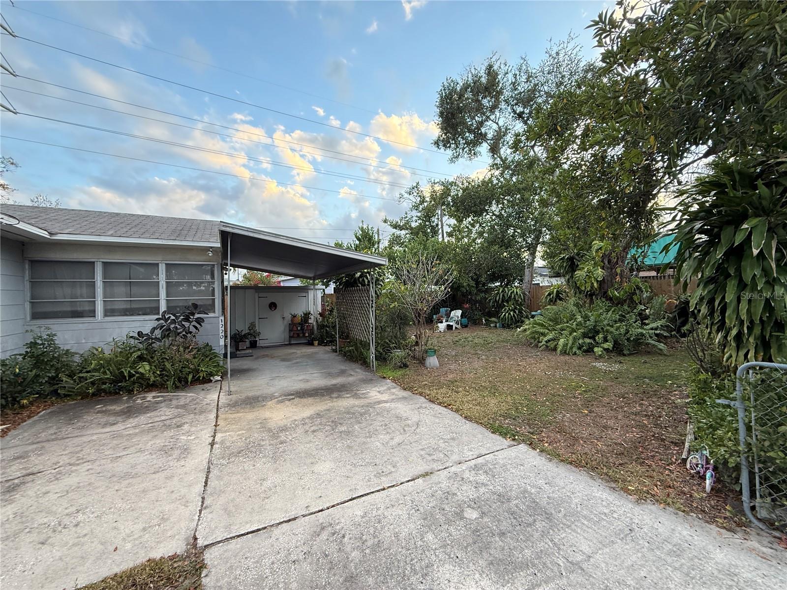 Image 5 of 22 For 1220 47th Street N