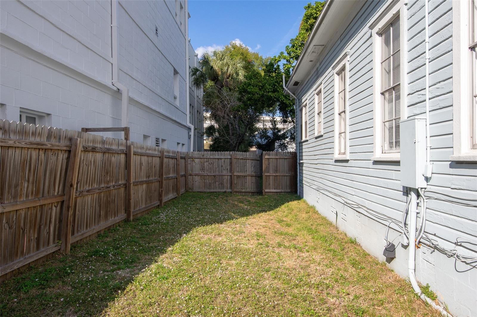 Image 24 of 24 For 906 11th Avenue