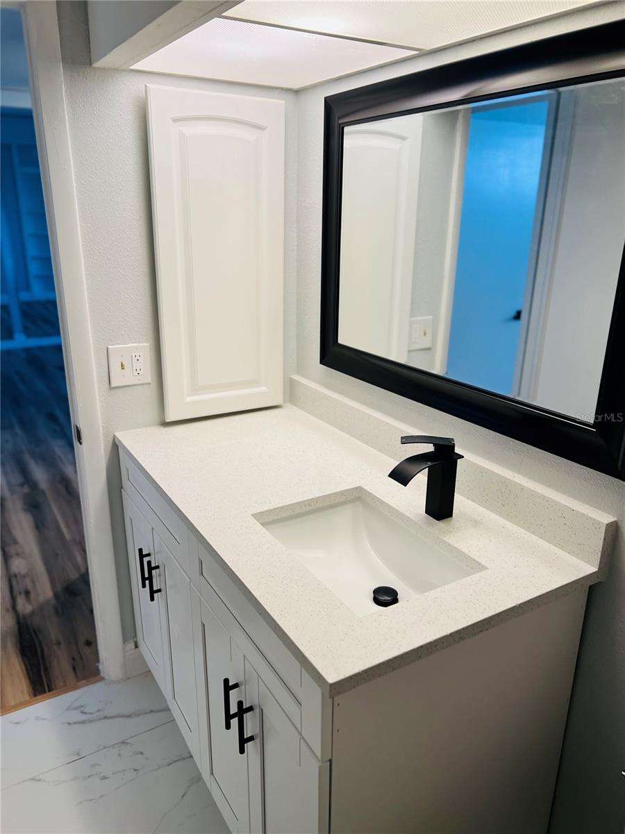 Image 14 of 38 For 2621 Cove Cay Drive 703