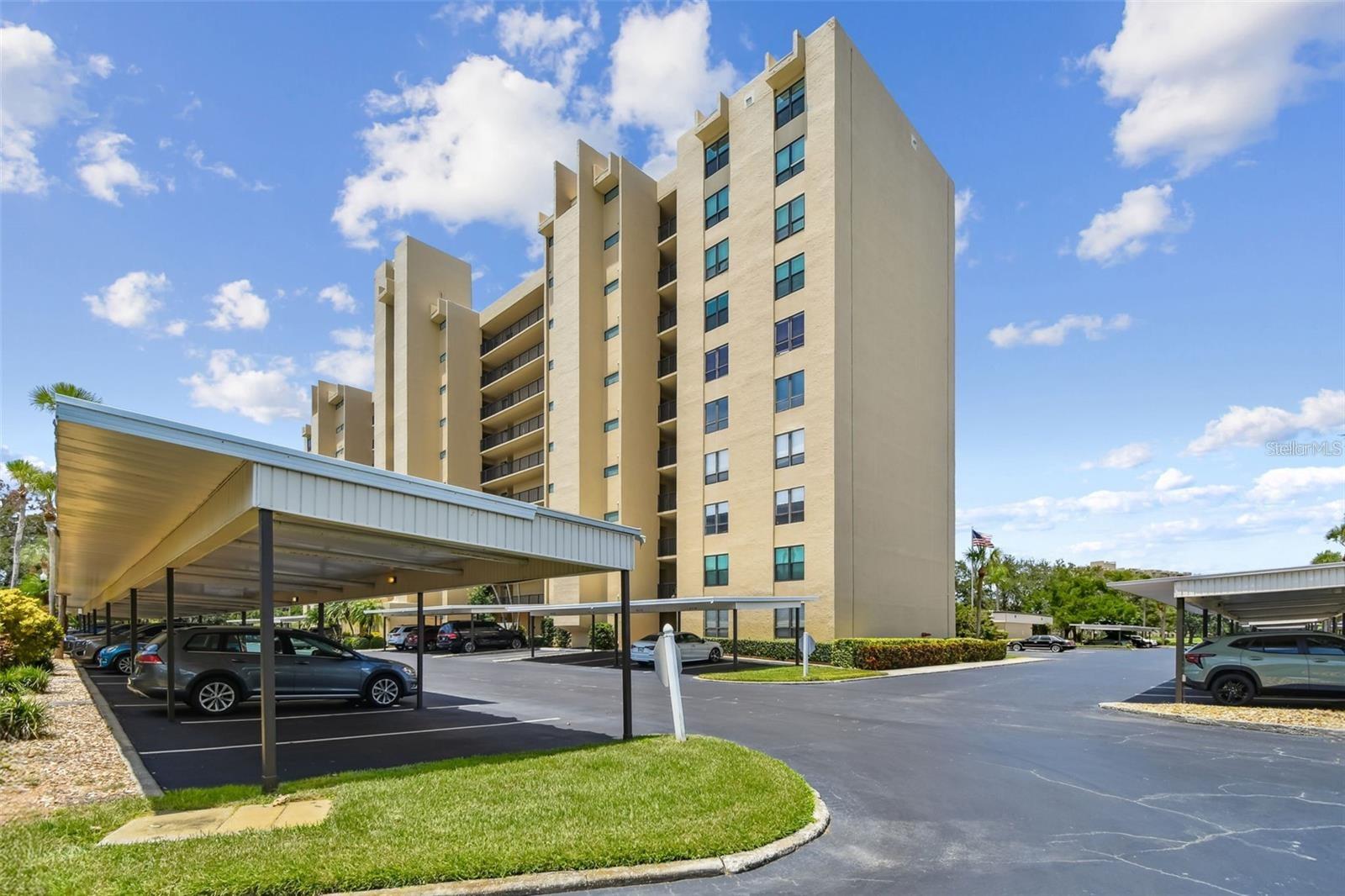 Image 3 of 38 For 2621 Cove Cay Drive 703