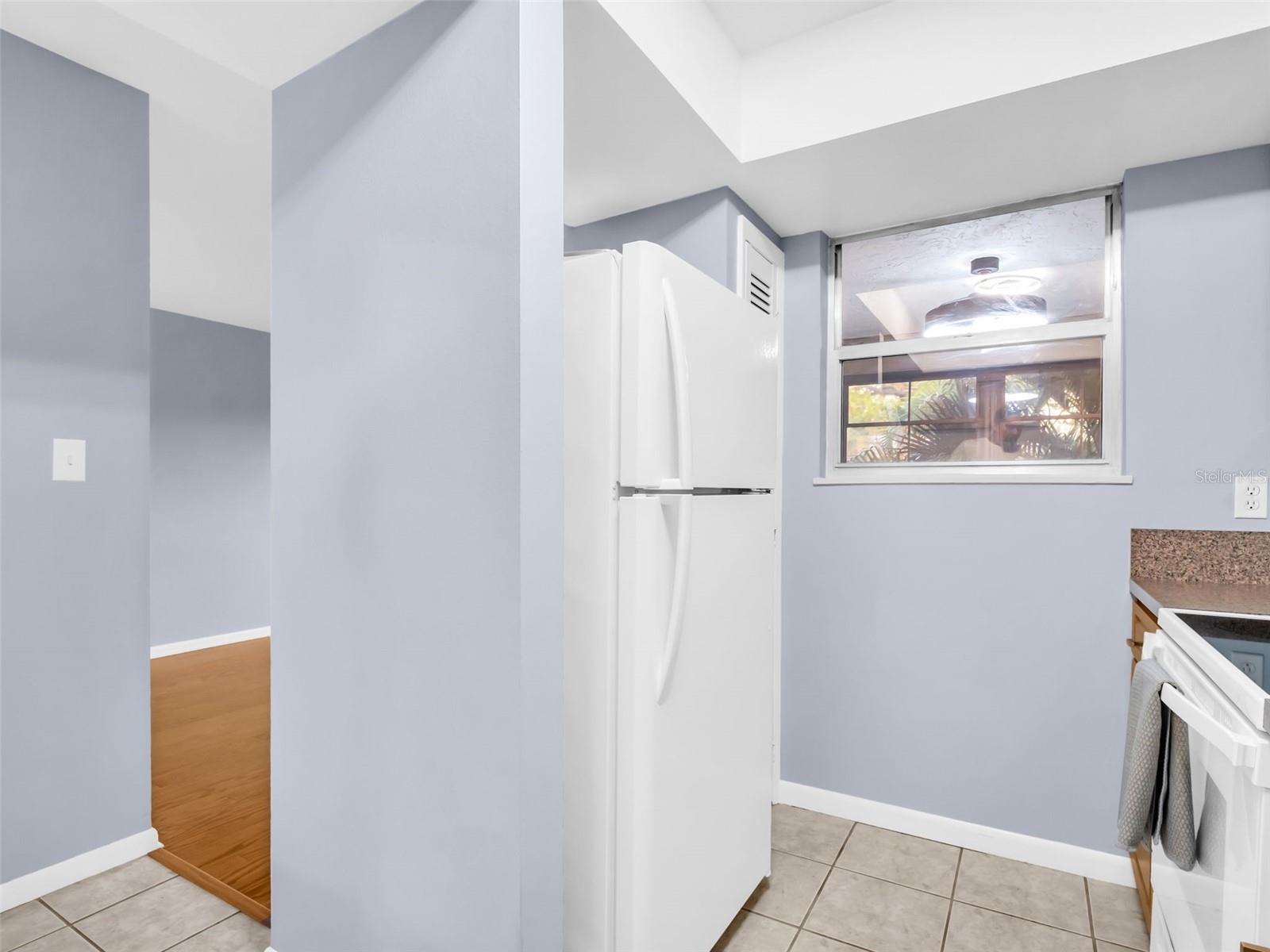 Image 16 of 61 For 622 Windrush Bay Drive Bldg K