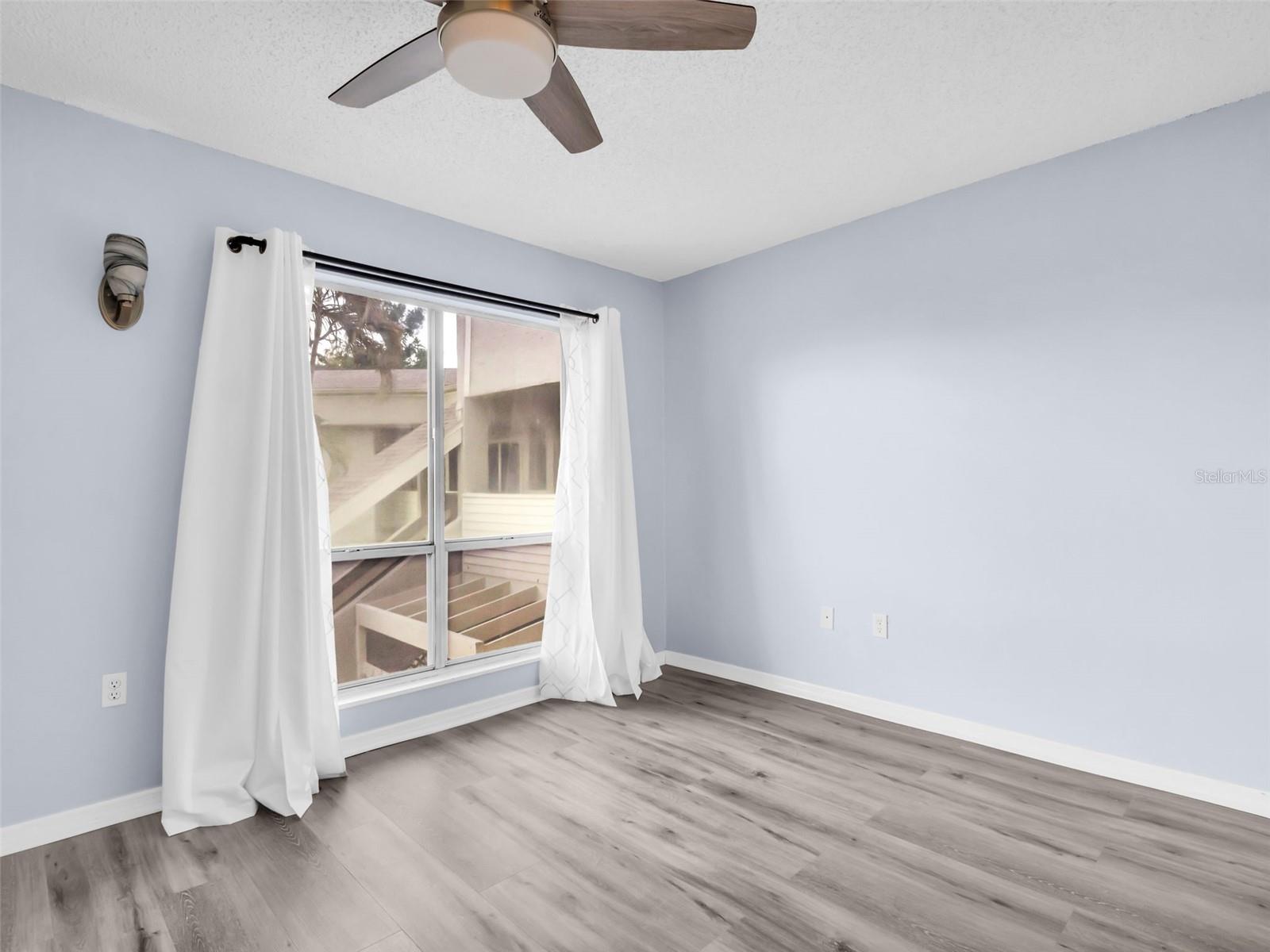 Image 20 of 61 For 622 Windrush Bay Drive Bldg K