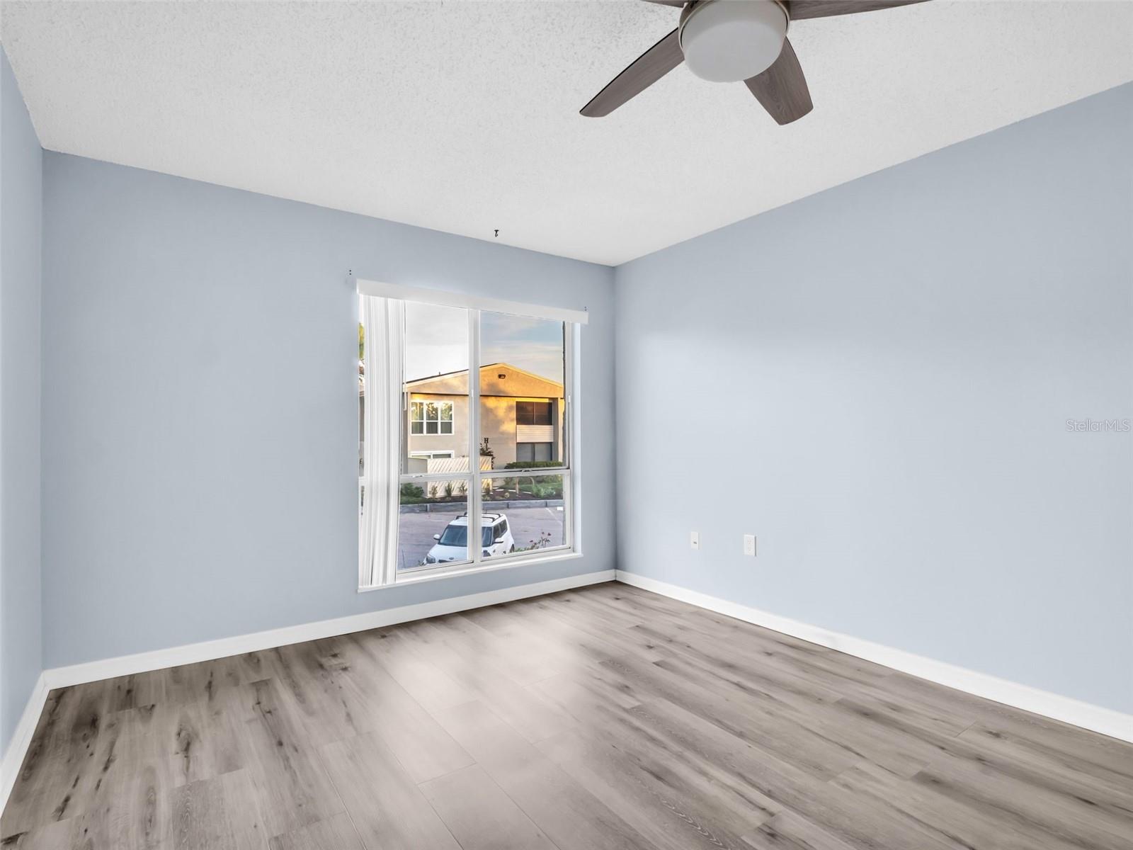 Image 22 of 61 For 622 Windrush Bay Drive Bldg K