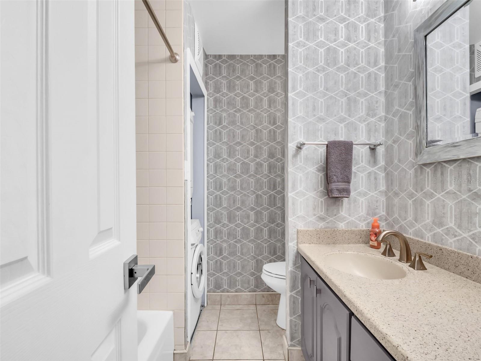 Image 23 of 61 For 622 Windrush Bay Drive Bldg K